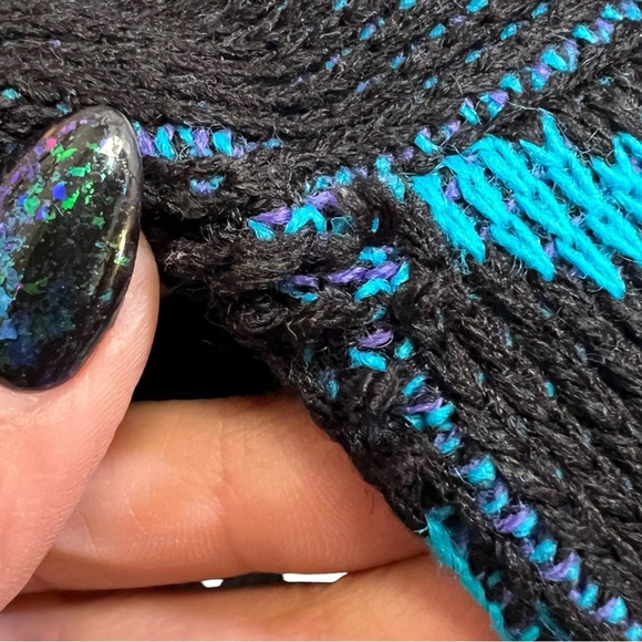 La Venture Vintage Abstract Jacquard Cozy 80’s Teal Black Purple Sweater - Picture 6 of 9